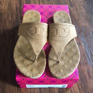 EUC ✨✨Tory Burch Fleming Flat Sandal